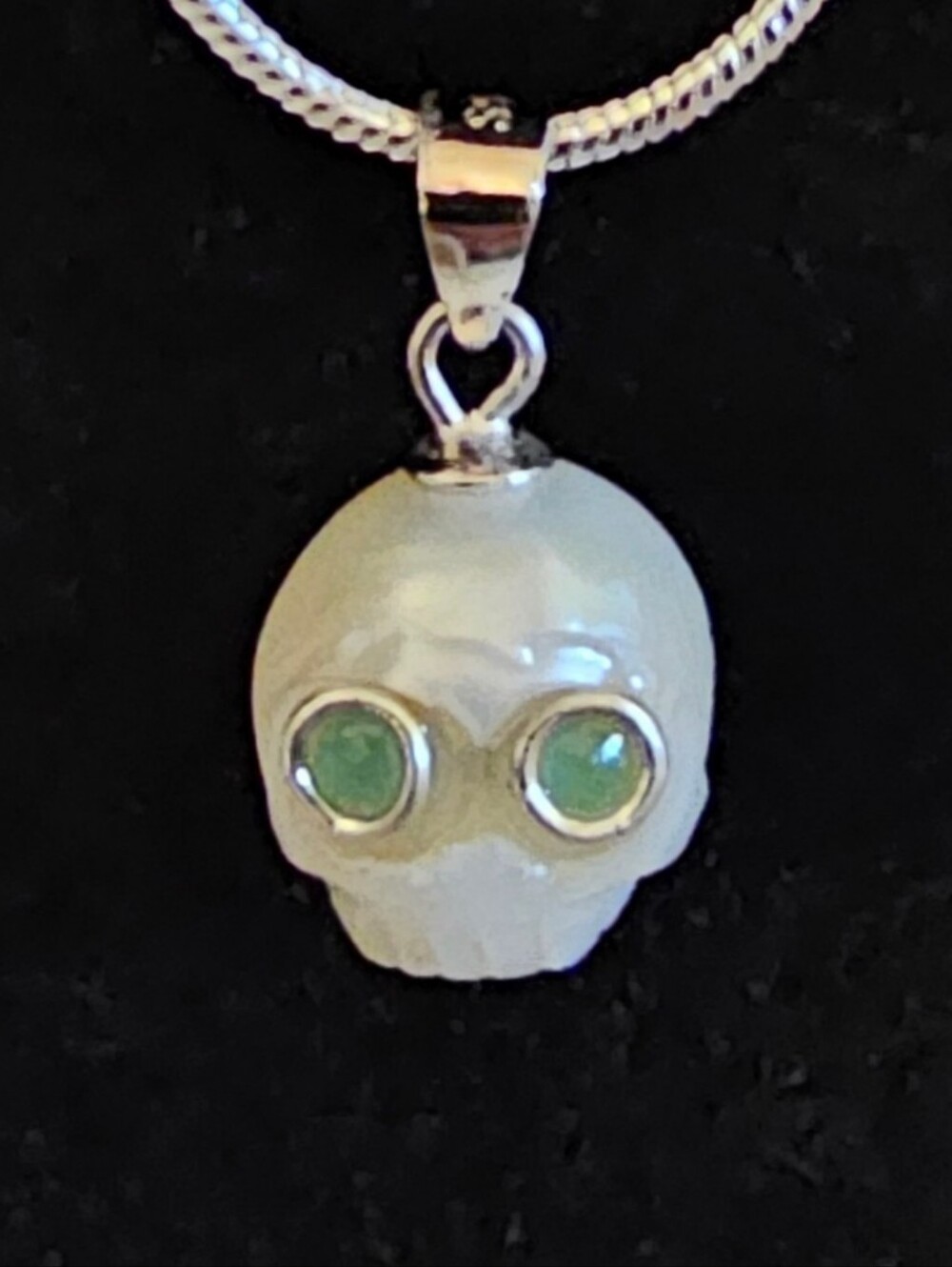 10mm Carved Freshwater Pearl Skull Memento Mori Pendant & Sterling Silver Chain